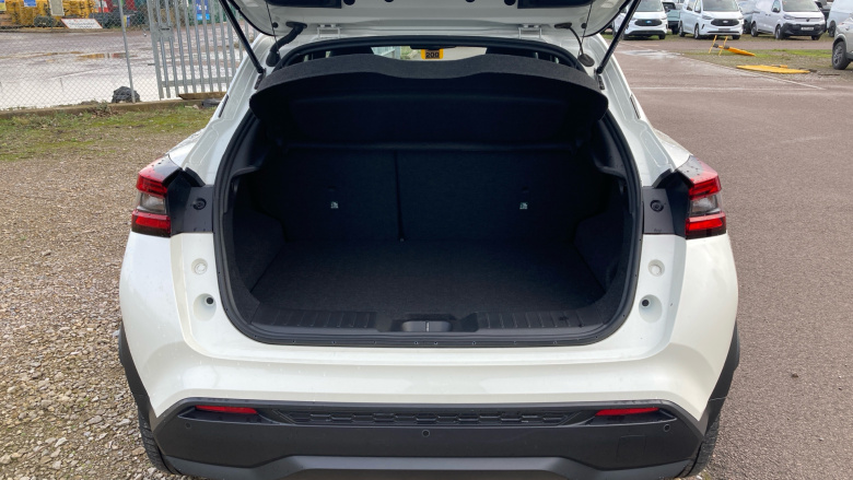 Nissan Juke 1.6 Hybrid N-Connecta 5dr Auto Hybrid Hatchback